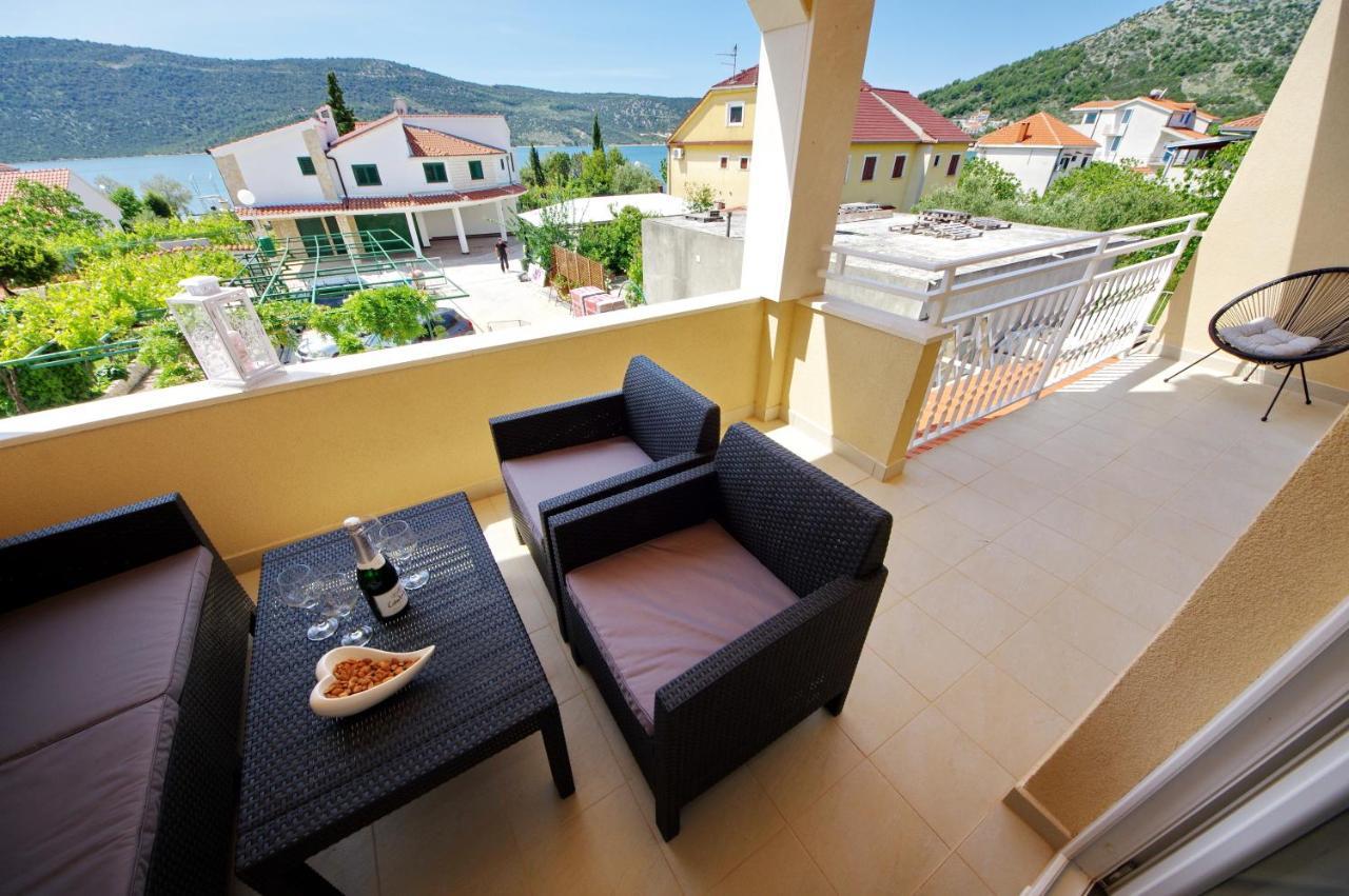 Apartmani Maris Poljica (Trogir) Exterior foto
